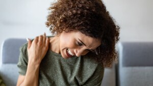 A sore neck can be a real pain in the neck, literally. Whether it’s from sleeping in an awkward position, hunching over a computer all day